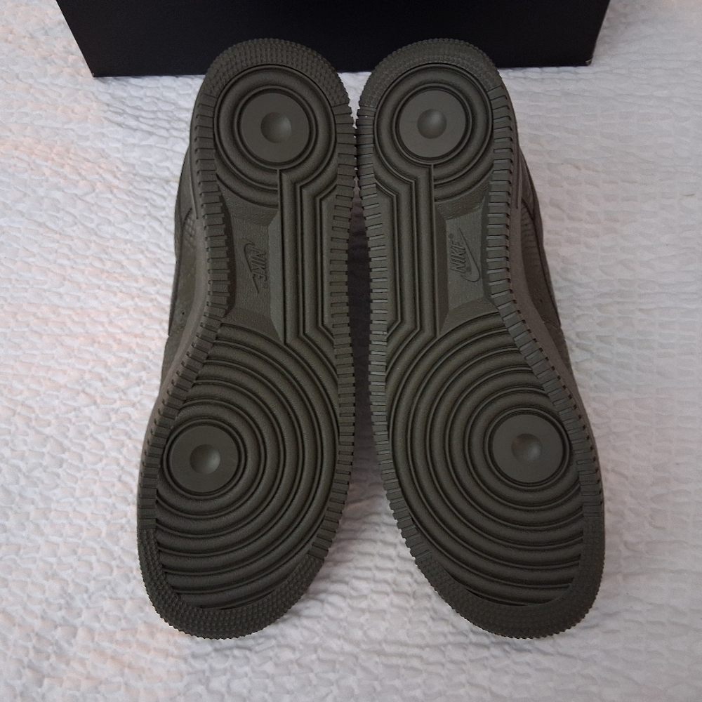 Nike Air Force One Low Kobe Bryant Forever Cargo Khaki - Picture 11 of 13